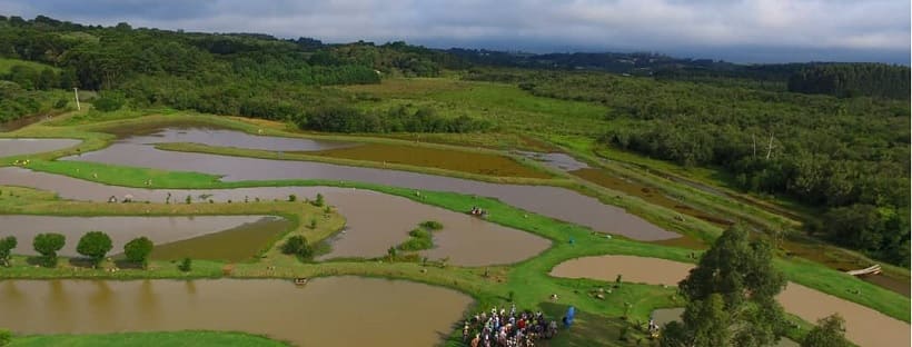 foto aérea do pesqueiro ilha das pedras, em São José dos Pinhais - PR